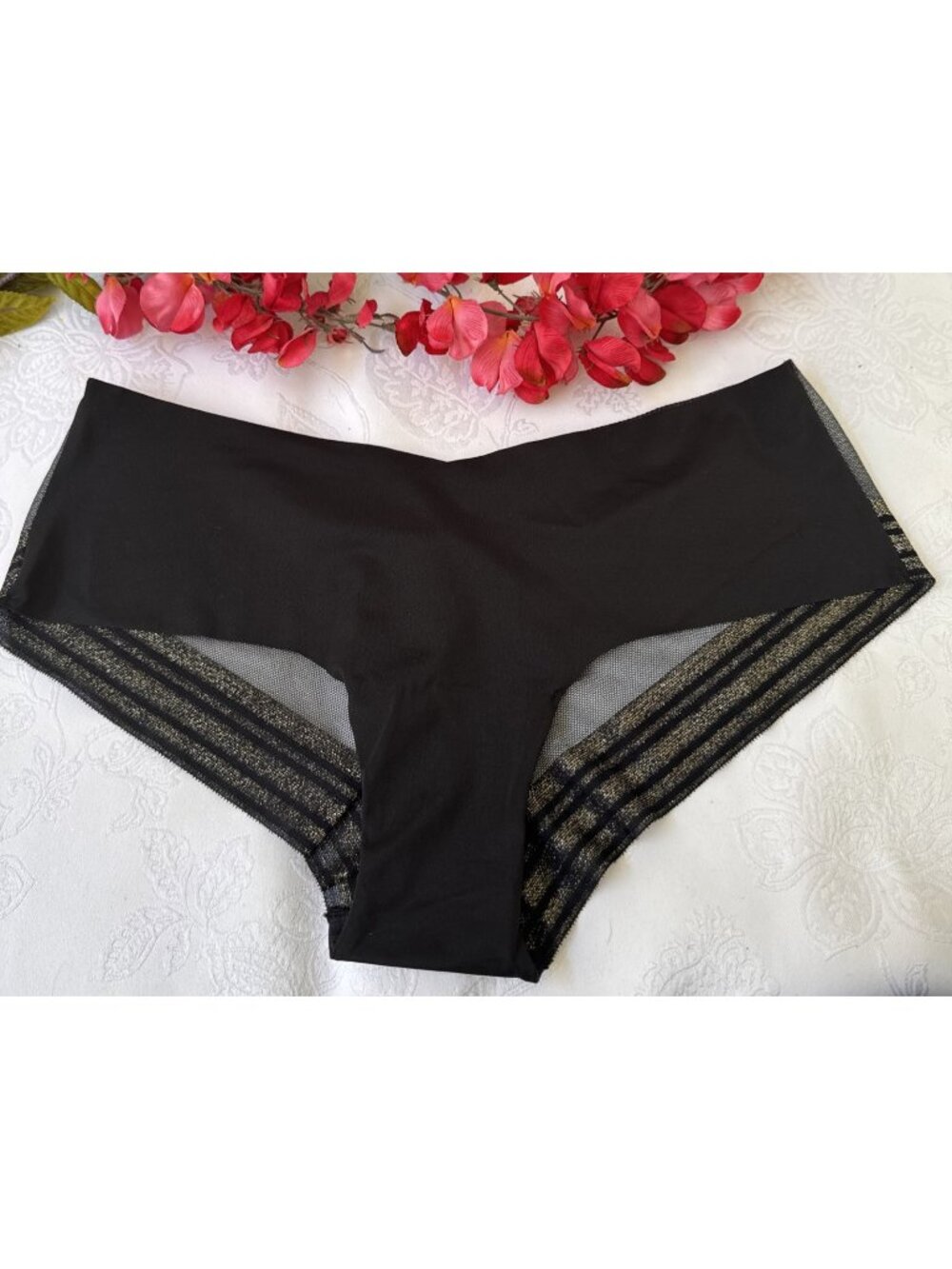 VICTORIA'S SECRET M BLACK GOLD SHIMMER TRIM SILKY MESH BACK CHEEKY PANTIES NWT